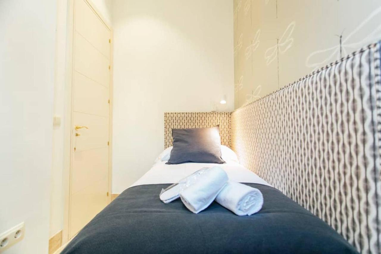 Appartamento New With Height- 2Bd 1Bth- Pajaritos Siviglia Esterno foto