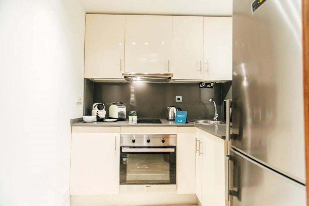Appartamento New With Height- 2Bd 1Bth- Pajaritos Siviglia Esterno foto